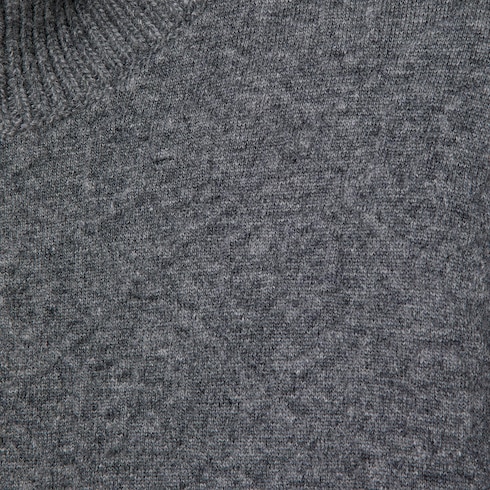 Embossed GG wool cardigan Detail 7