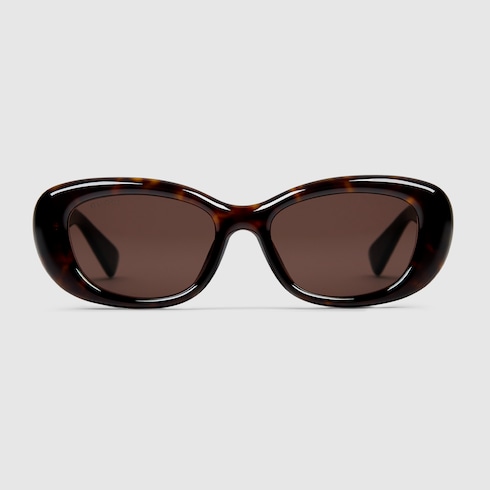 Low nose bridge fit oval sunglasses