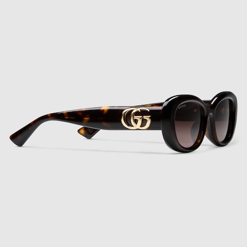 Low nose bridge fit oval sunglasses