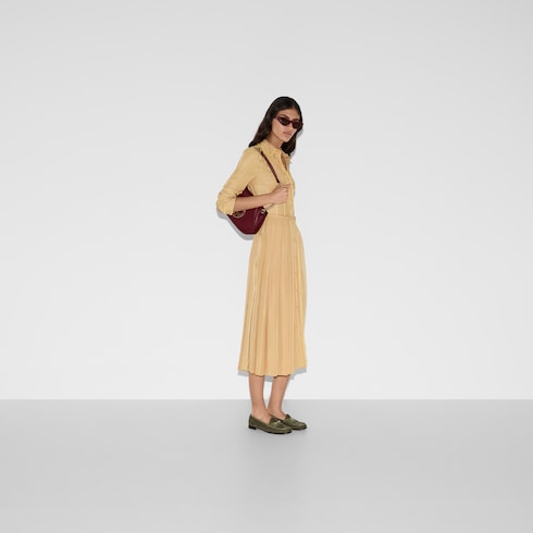 Kleid aus Seidenjacquard mit Ketten- und Gürtelmotiv