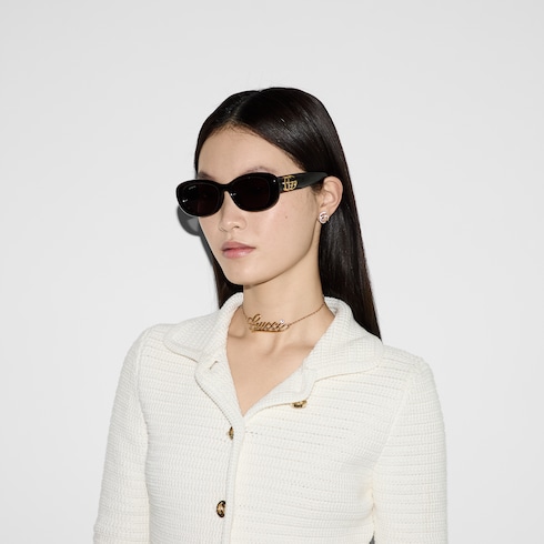 Low nose bridge fit oval sunglasses