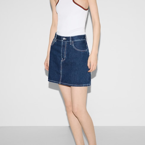 Mini-jupe en denim avec logo réalisé au laser