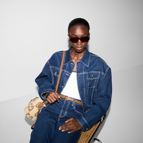 Giacca corta in denim dallo stile rilassato