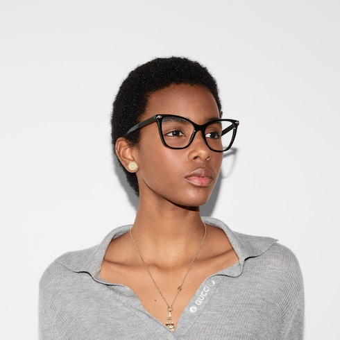 Cat-eye optical frame