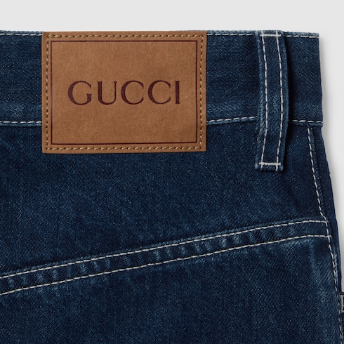 Mini-jupe en denim avec logo réalisé au laser