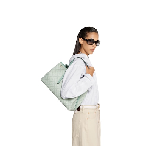 GG Emblem large tote bag