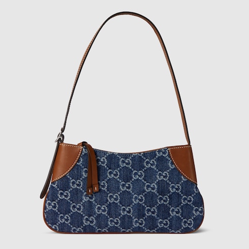 GG Emblem small shoulder bag