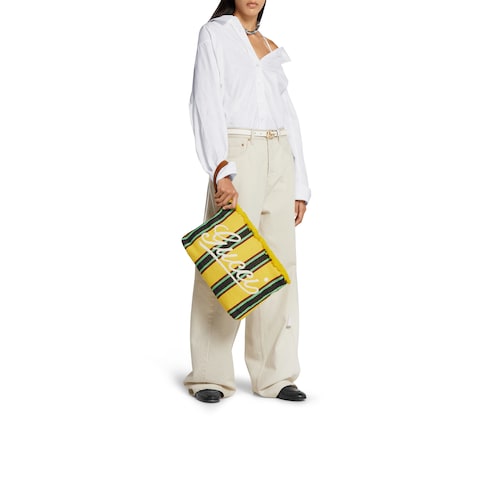 Pouch in tessuto ricamato misura grande