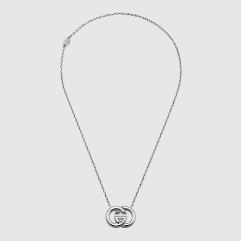 Gucci Interlocking pendant necklace Detail 2