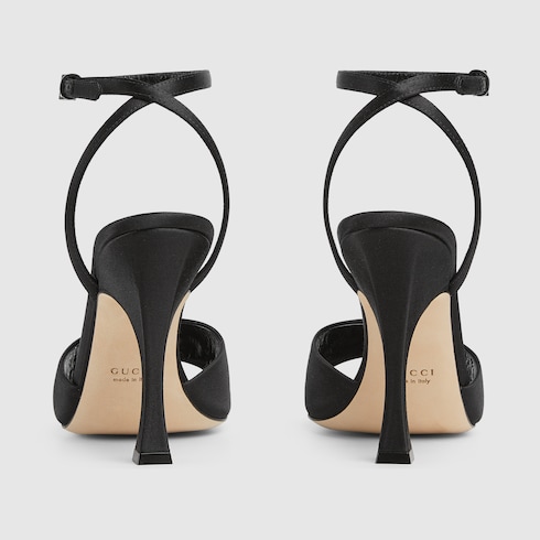 Women's sandal with crystal Horsebit