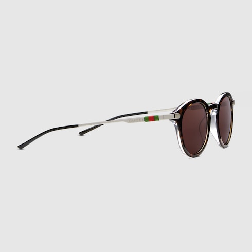 Gafas de sol con marco redondo