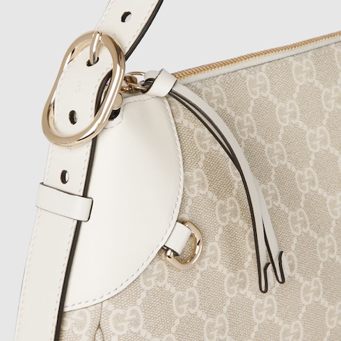 Borsa a spalla GG Emblem misura media