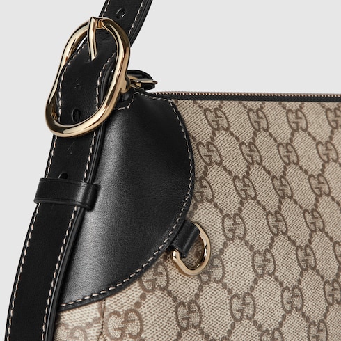 GG Emblem medium shoulder bag