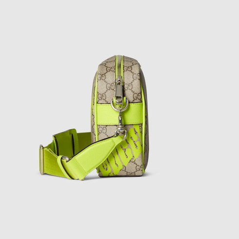 Medium crossbody bag with print Detail 6