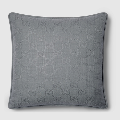 GG cushion