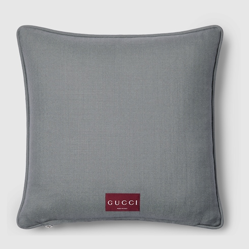 GG cushion