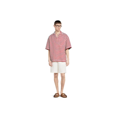 Linen shorts with embossed logo