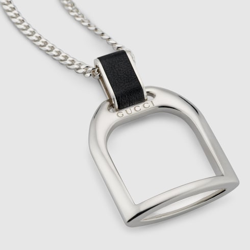 구찌 스타파 펜던트 목걸이