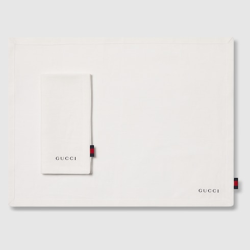 Linen placemat and napkin