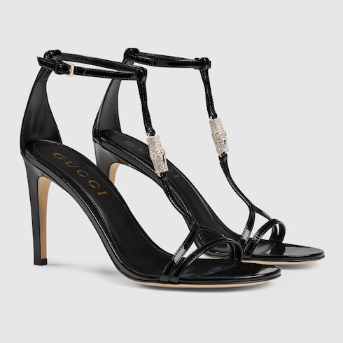 Women's sandal with bamboo