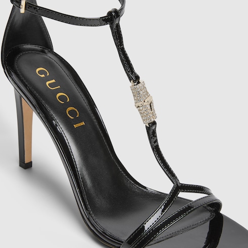 Women's sandal with bamboo