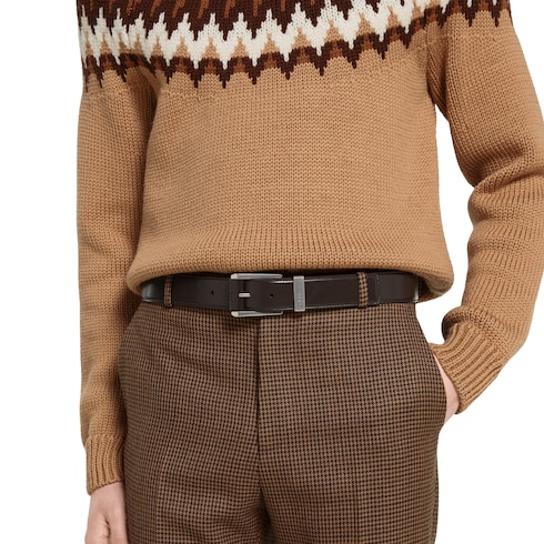 Belt with squared buckle