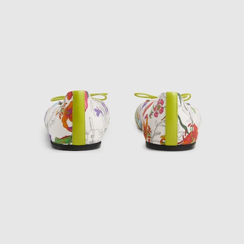 Damenballerina mit Print