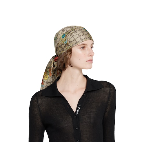Carré en twill de soie imprimé