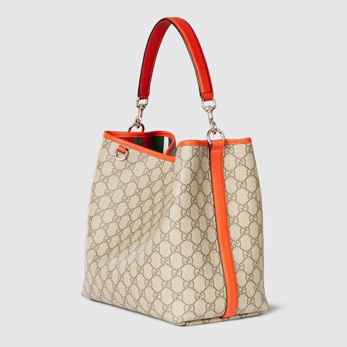 Borsa a secchiello GG Emblem misura media