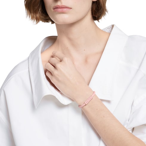 Bracciale con logo Gucci smaltato