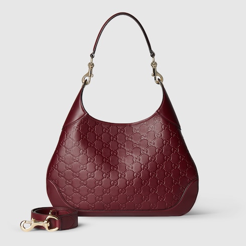 Gucci B medium shoulder bag in Rosso Ancora red leather