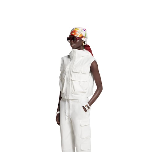 Light cotton canvas gilet with embroidery