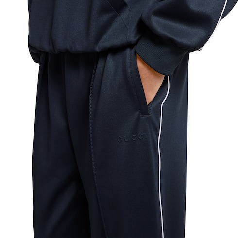 Hose aus technischem Jersey mit Logo-Prägung