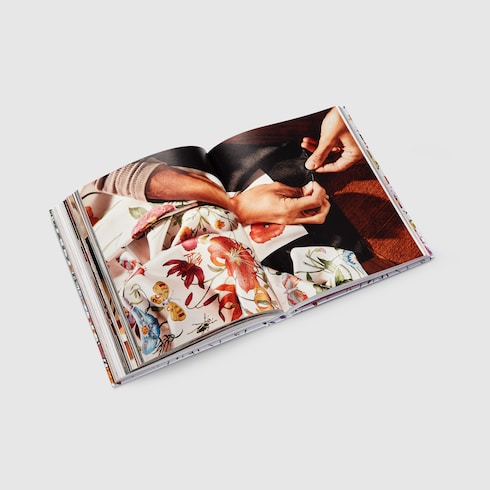 Gucci: The Art of Silk (English)