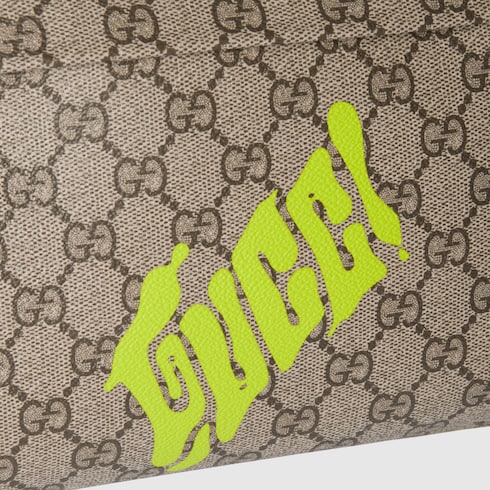 Mittelgroßer Rucksack mit Print