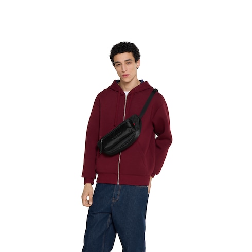 Gucci Nexus large slingbag

