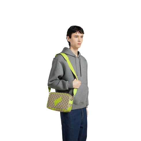 Bandolera estampada tamaño mediano