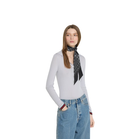 Printed silk neck bow
