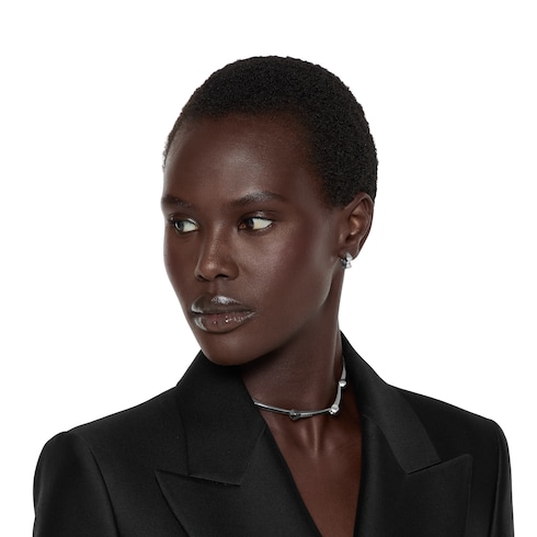 Chiodo hoop earrings