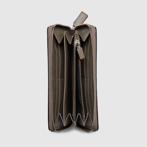 Zip around wallet with Horsebit