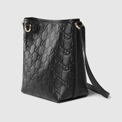 GG Emblem nano bucket bag