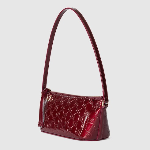 GG Emblem small shoulder bag