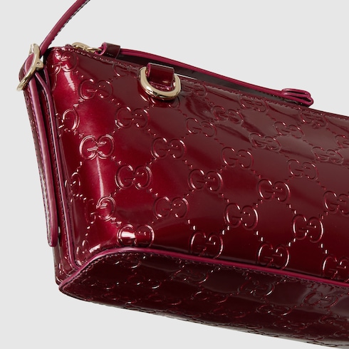 GG Emblem small shoulder bag