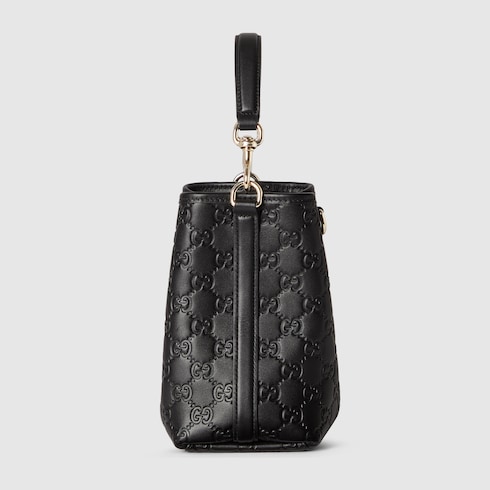 GG Emblem small bucket bag