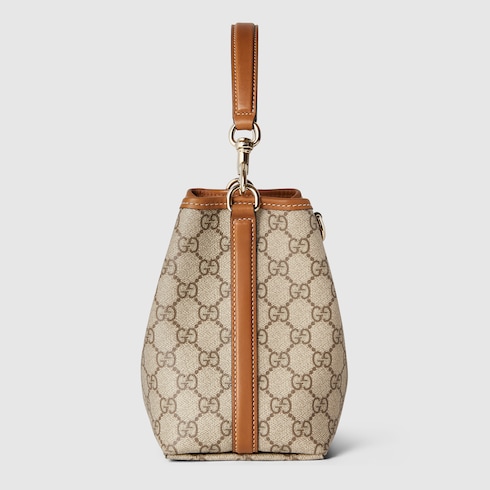 GG Emblem small bucket bag