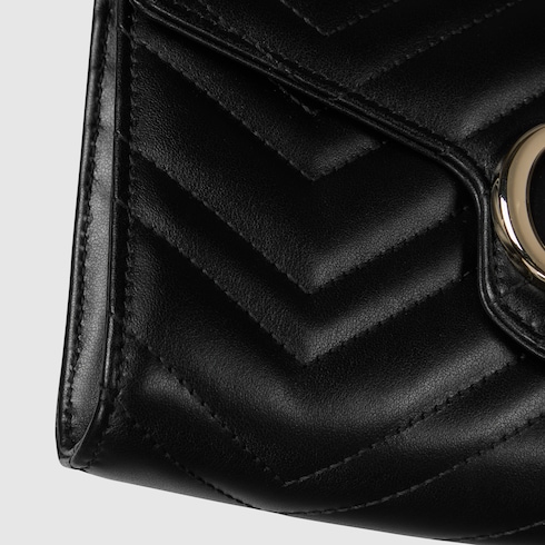 GG Marmont wallet on chain