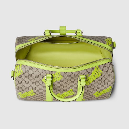 Medium duffle bag with print