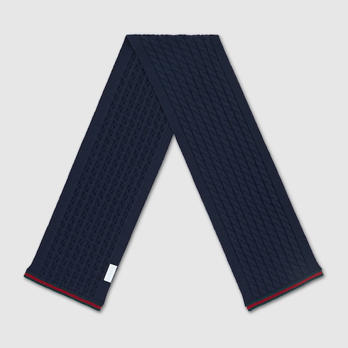 Children's knit wool scarf with Web