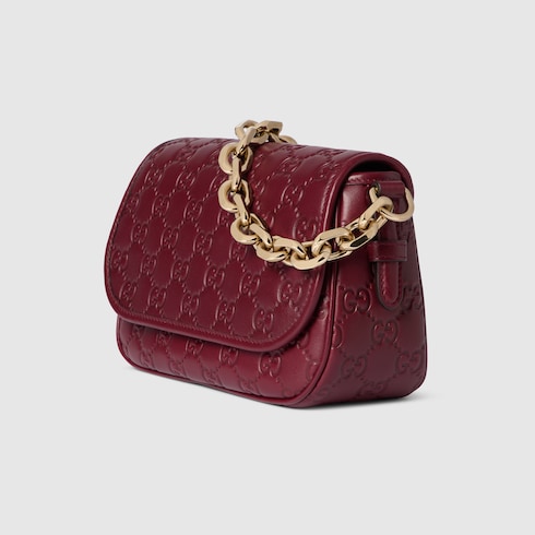 GG Emblem small shoulder bag