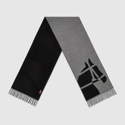 Wool scarf with jacquard motif